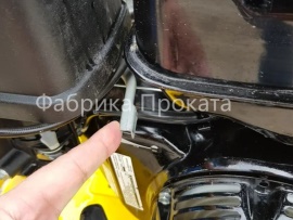 Закрываем дроссельную заслонку
